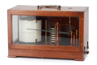 Lot 467 - Met Office Marine-Pattern Table Barograph