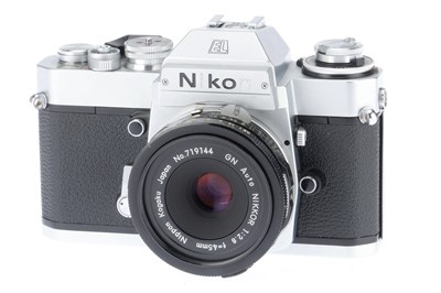 Lot 19 - A Nikon EL2 35mm SLR Camera