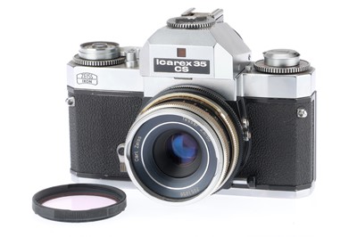 Lot 60 - A Zeiss Ikon Icarex 35CS 35mm Camera