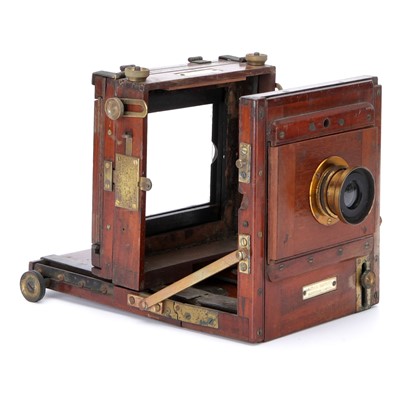 Lot 233 - A Sands & Hunter Exhibition Quarter Plate Mahogany Tailboard Camera