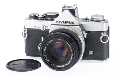 Lot 102 - An Olympus OM-2n MD 35mm SLR Camera.