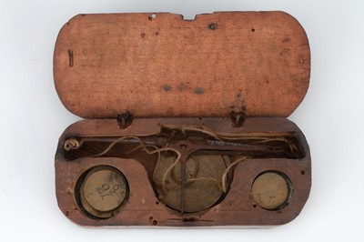 Lot 374 - Pocket Coin Scales