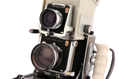 Lot 423 - A Linhof Technika-Flex TLR Camera