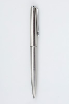 Lot 479 - A Group of Parker Pens