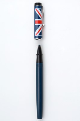 Lot 479 - A Group of Parker Pens
