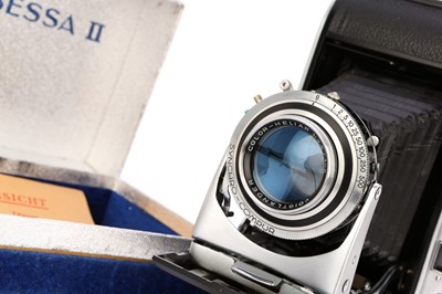 Lot 450 - A Voigtlander Bessa II Rangefinder Camera