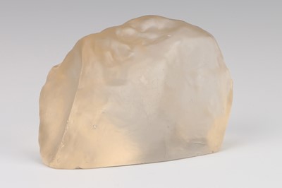 Lot 46 - A Glass Model of the Cullinan Diamond