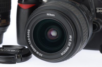 Lot 73 - A Nikon D40 Digital SLR Camera Outfit