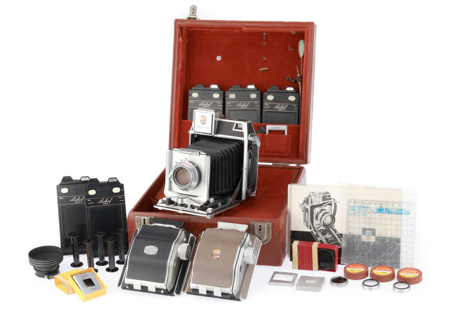 Lot 238 - Linhof Technika III 6x9 Medium Format Technical Camera Outfit