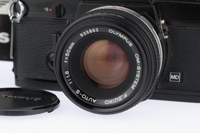 Lot 187 - An Olympus OM-1 35mm SLR Camera