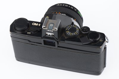 Lot 187 - An Olympus OM-1 35mm SLR Camera