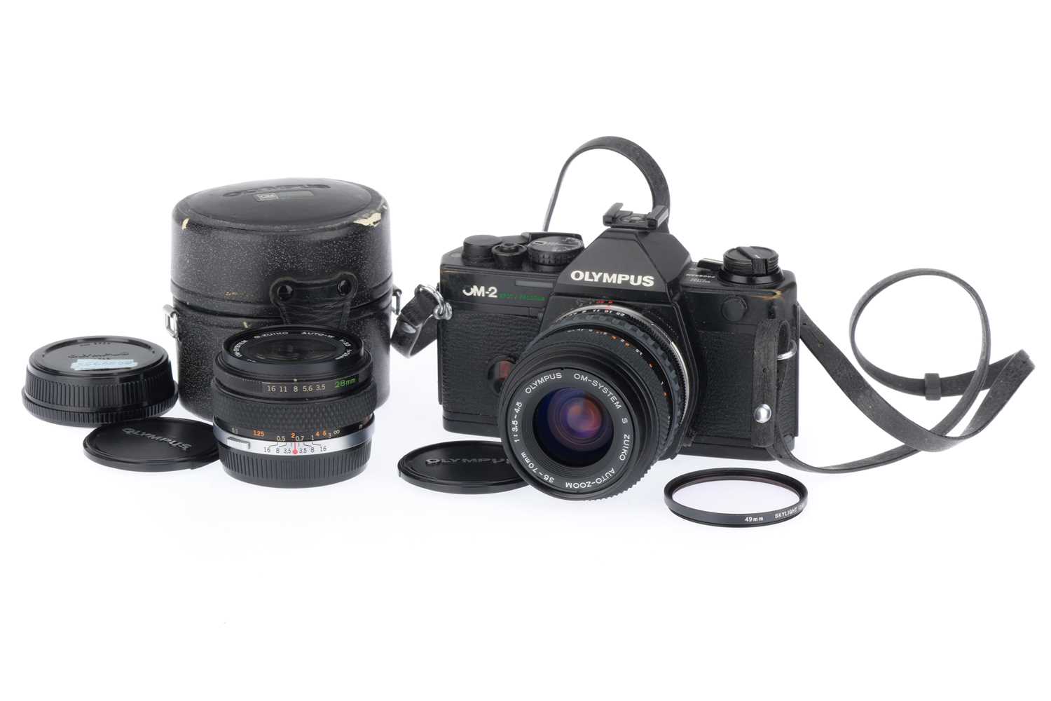 Lot 186 - An Olympus OM-2 Spot Program slr Camera Outfit