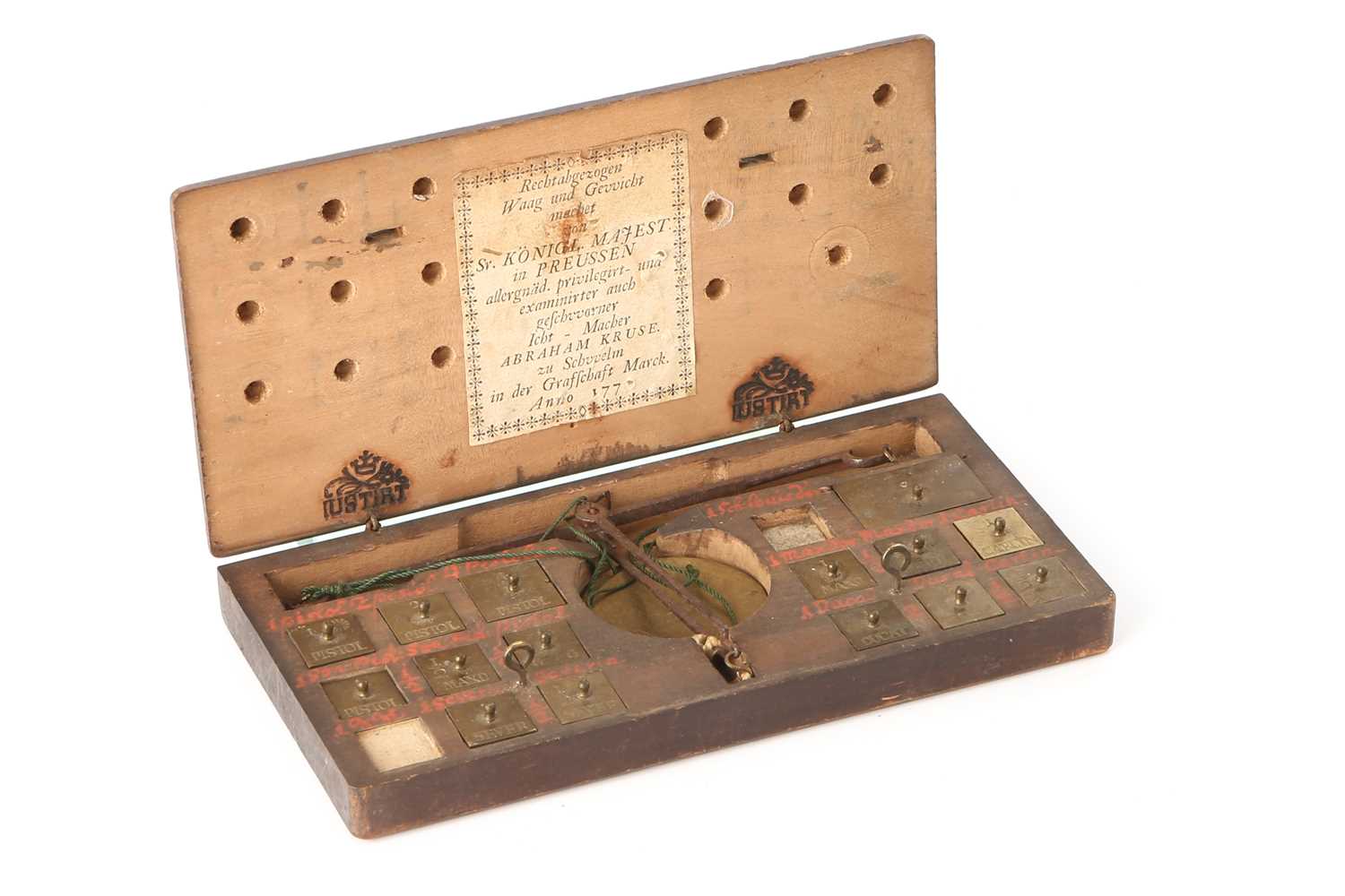 Lot 87 - A Set of Coin Scales