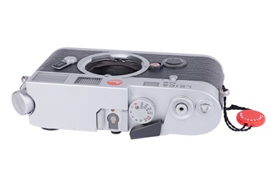 Lot 48 - A Leica M6 Rangefinder Camera Body