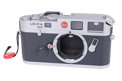 Lot 48 - A Leica M6 Rangefinder Camera Body