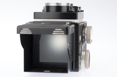 Lot 258 - A Rollei Rolleicord V TLR Camera