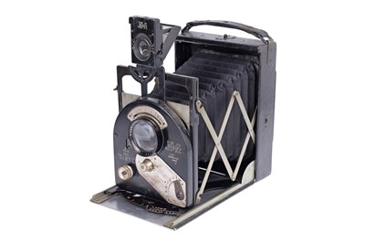 Lot 271 - A Newman & Guardia New Ideal Sibyl 3¼x4¼' Plate Camera