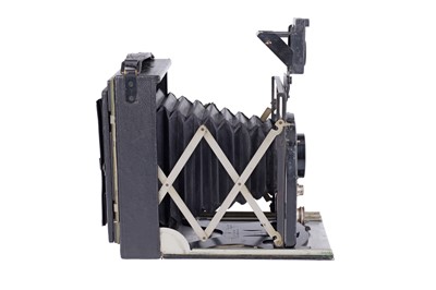 Lot 271 - A Newman & Guardia New Ideal Sibyl 3¼x4¼' Plate Camera