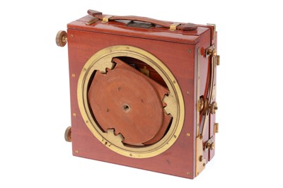 Lot 400 - A Sanderson "Regular Model" Mahogany and Brass Half Plate Camera