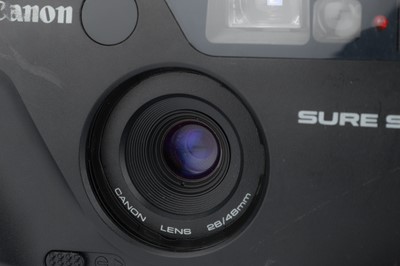 Lot 164 - A Selection of Canon Compact Cameras
