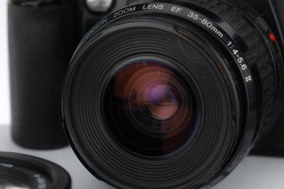 Lot 128 - A Group of Electronic SLR Cameras