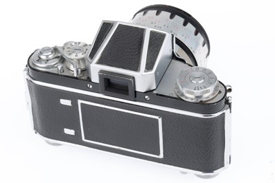 Lot 69 - A Ihagee Exakta Varex IIa SLR Camera
