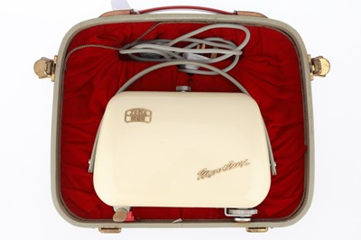 Lot 315 - A Zeiss Ikon Movilux 8mm Projector