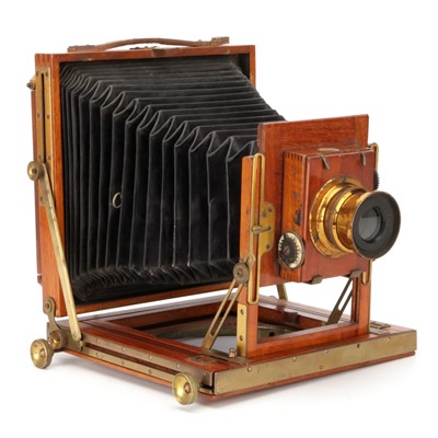 Lot 251 - A Kemp & Co. KC No.3 Half Plate Mahogany Field Camera