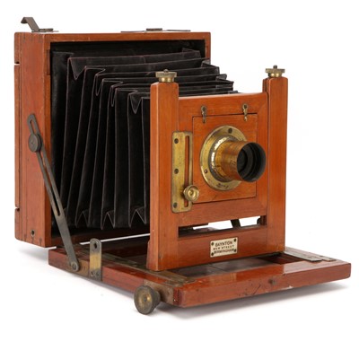 Lot 252 - A C. S. Baynton Half Plate Mahogany Field Camera