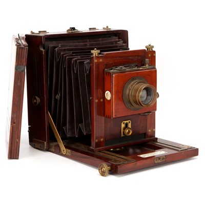 Lot 254 - A London Stereoscopic Co. Half Plate Mahogany Field Camera