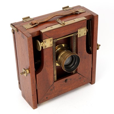 Lot 256 - A Moore & Co. Half Plate Mahogany Field Camera