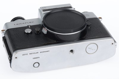 Lot 15 - A Leica Leicaflex SL SLR Camera Body