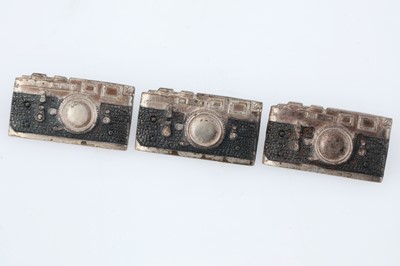 Lot 416 - A Selection of Camera Styled Lapel Pins