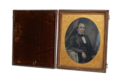 Lot 32 - Ambrotypes of Gentlemen