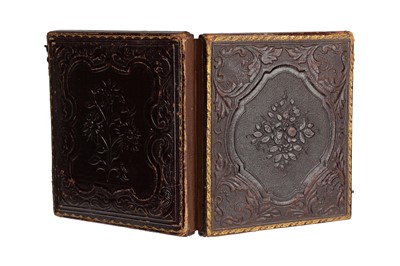 Lot 7 - Daguerreotypes of Women