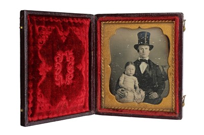 Lot 13 - Daguerreotypes of Children