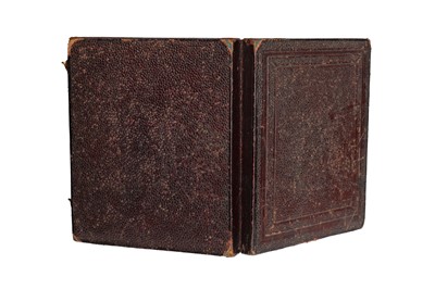 Lot 15 - Daguerreotypes of Men Sitters