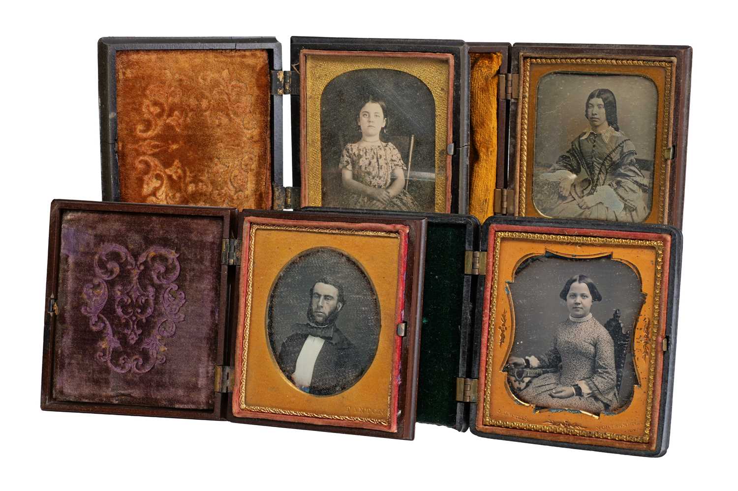 Lot 16 - Daguerreotypes by Tanton and J.D.Wells in Union Cases