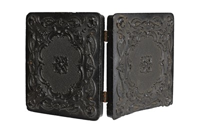 Lot 16 - Daguerreotypes by Tanton and J.D.Wells in Union Cases