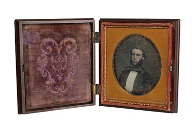 Lot 16 - Daguerreotypes by Tanton and J.D.Wells in Union Cases
