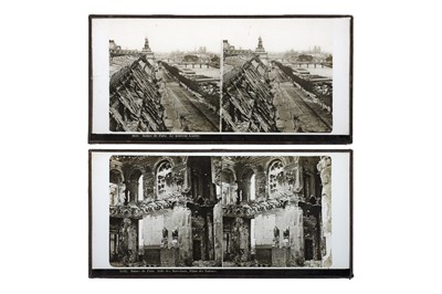 Lot 120 - Glass Stereoviews Paris Commune Era