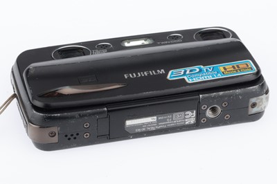 Lot 102 - A Fujifilm Finepix Real-3D W3 Camera