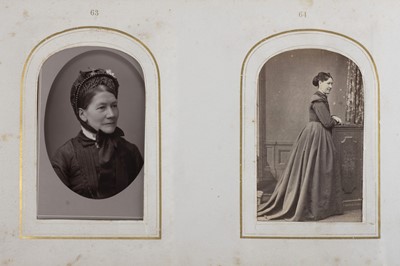 Lot 77 - CDV Album Miscellaneous (100 CDVs)