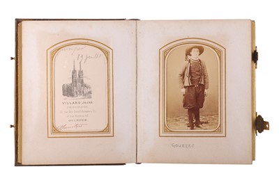 Lot 81 - Costume De Bretagne CDV Album