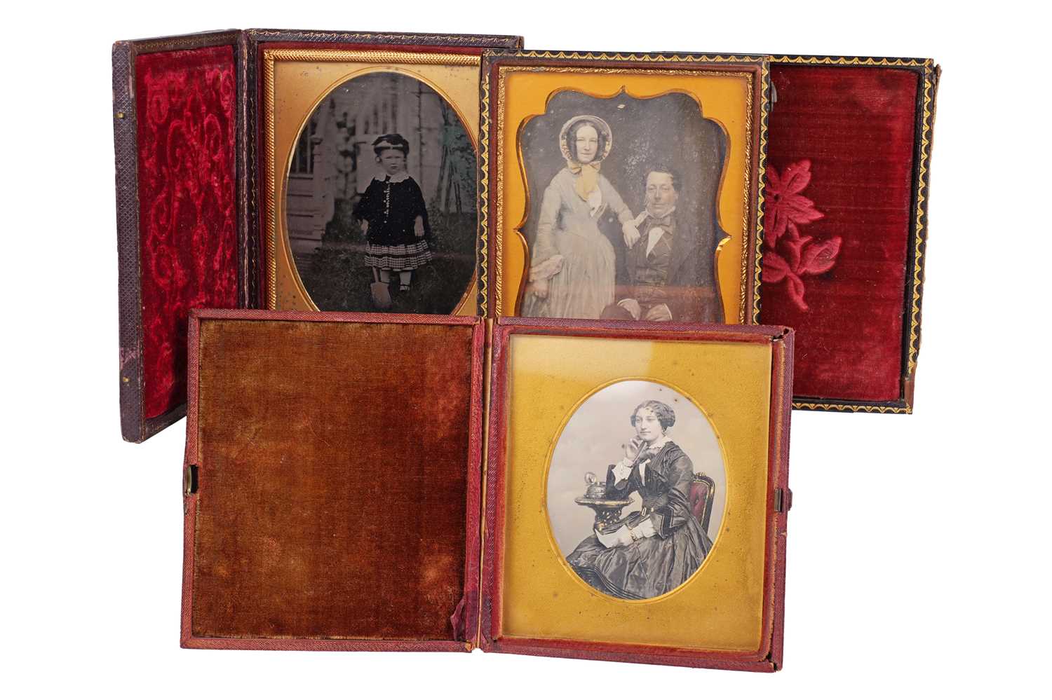 Lot 18 - Daguerreotype by Kilburn Young Lady Sitting