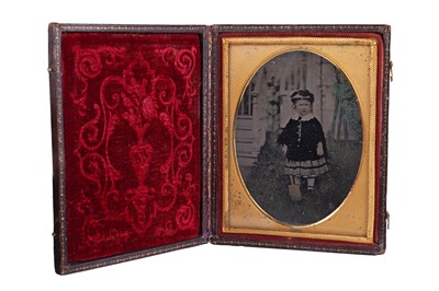 Lot 18 - Daguerreotype by Kilburn Young Lady Sitting