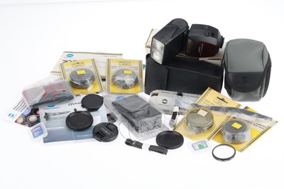 Lot 418 - A Selection of Minolta Accessories