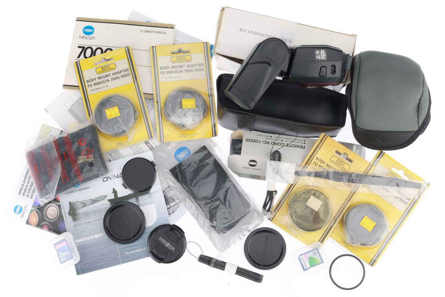 Lot 418 - A Selection of Minolta Accessories