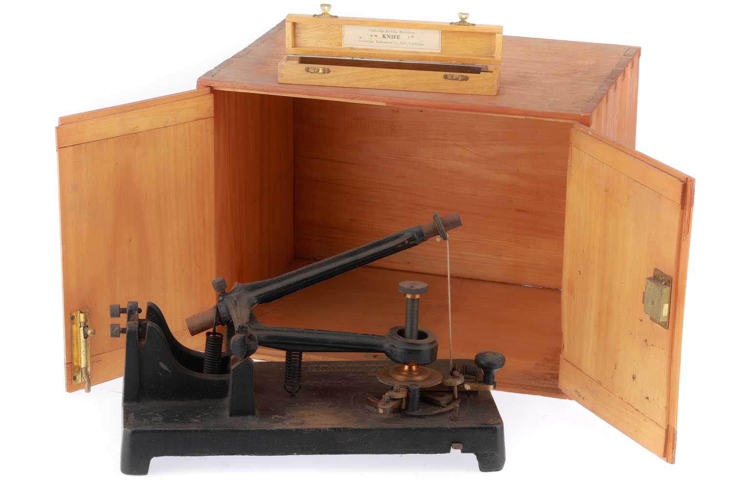 Lot 498 - Microscope - Cambridge Rocking Microtome