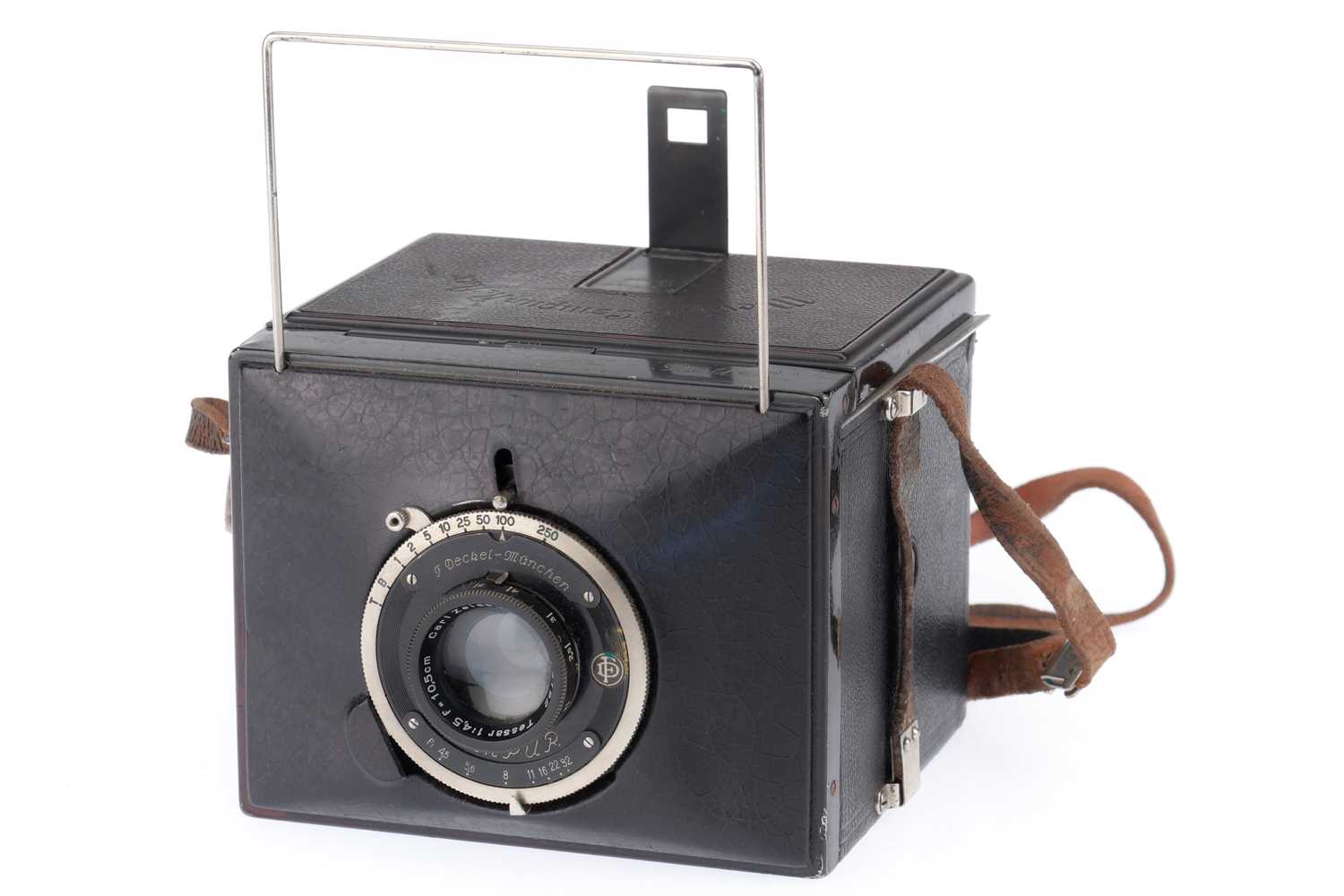 Lot 189 - A Mentor-Compur-Reflex Camera